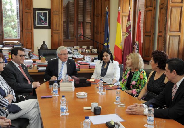 Representantes de universidad mexicana visitan la Universidad de Murcia para tratar el intercambio de estudiantes de doctorado - 2, Foto 2