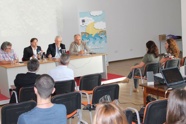 Una veintena de alumnos aprenden sobre el mundo del vino esta semana en Bullas - 2, Foto 2