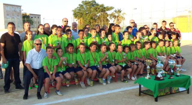 Clausura de la temporada deportiva de los clubes de fútbol base de Cartagena - 1, Foto 1