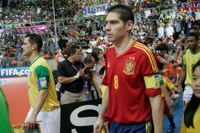 Kike, maestro de ceremonias del sorteo de la ronda preliminar y principal de la UEFA Futsal Cup - 1, Foto 1