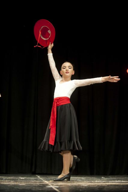 Arte y poderío en la clausura de la Escuela Municipal de Danza - 4, Foto 4