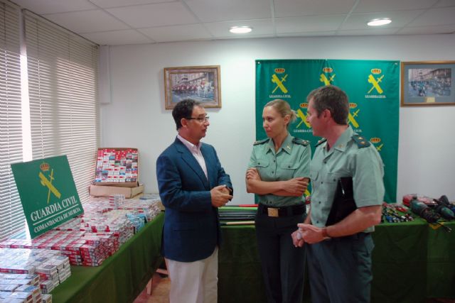 La Guardia Civil desmantela una organización criminal dedicada a cometer robos en establecimientos públicos - 5, Foto 5