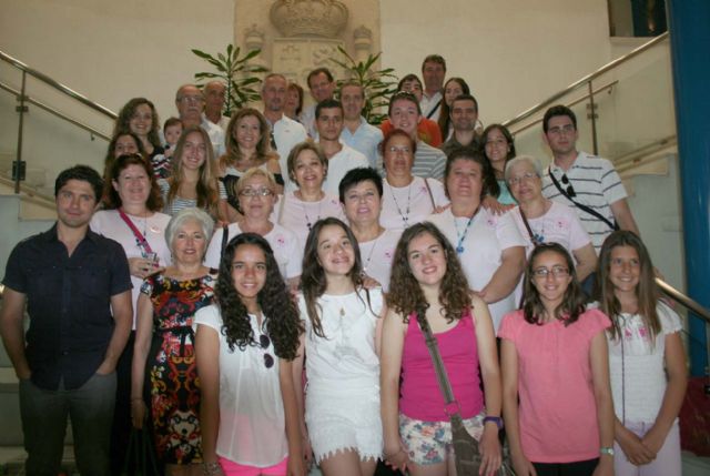 Entrega de cheques beneficos por el musical Annie en Alcantarilla - 4, Foto 4