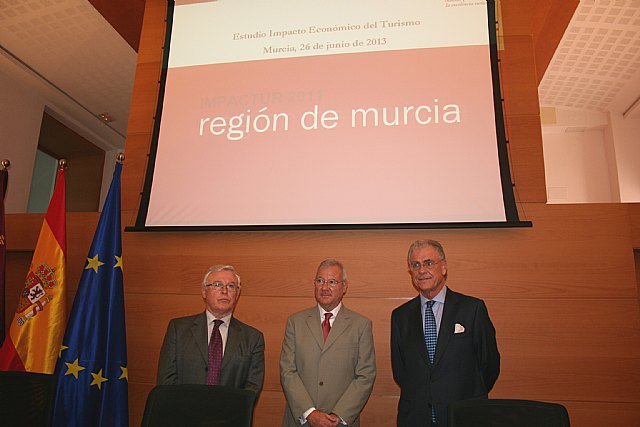 Gobierno y Exceltur unen esfuerzos para analizar y mejorar el impacto económico del turismo en la Región - 1, Foto 1