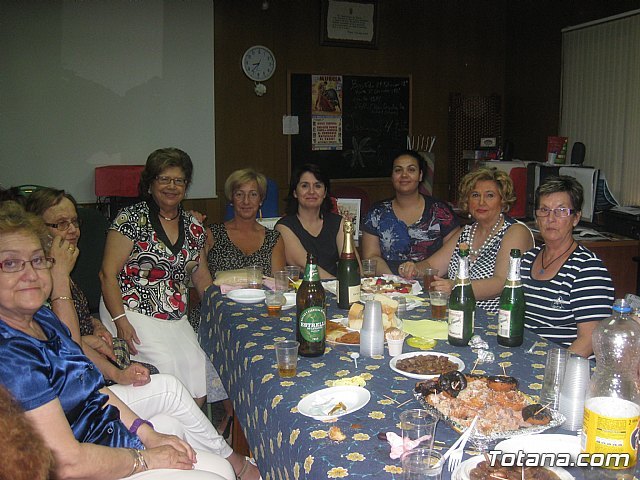 Acto fin de temporada de la Asociación Amas de Casa de Totana, Foto 1