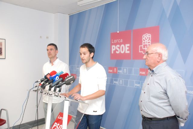 El PSOE pregunta a qué obedece la paralización de las obras del IES Ros Giner - 1, Foto 1