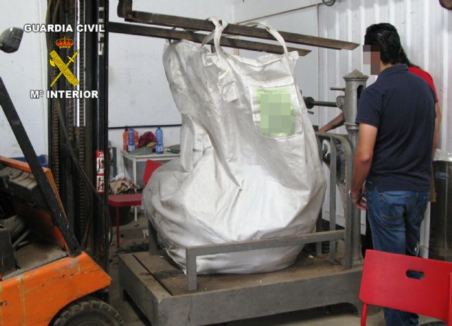 La Guardia Civil detiene a siete personas por la sustracción de cable de cobre de la red de alumbrado público - 3, Foto 3