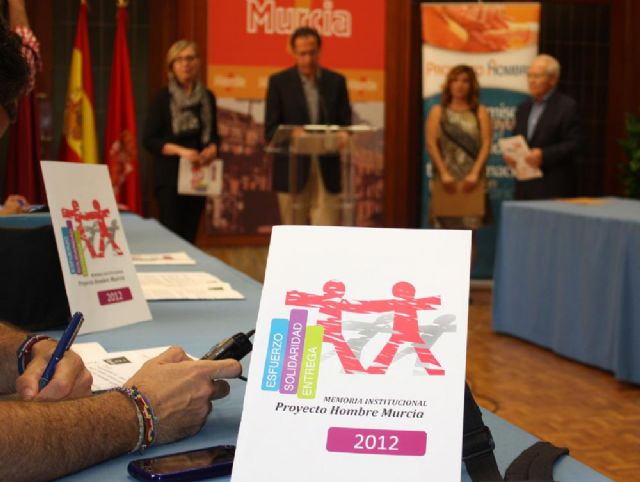 Cámara considera irreemplazable·la labor que realiza Proyecto Hombre con las personas que necesitan superar sus adicciones - 2, Foto 2