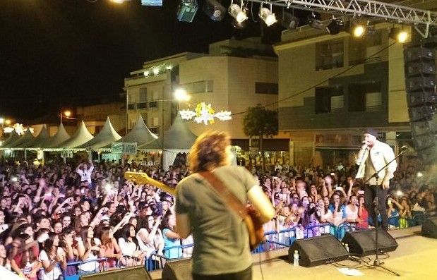 Más de 3.000 jóvenes disfrutaron concierto de Rasel en San Pedro del Pinatar - 3, Foto 3