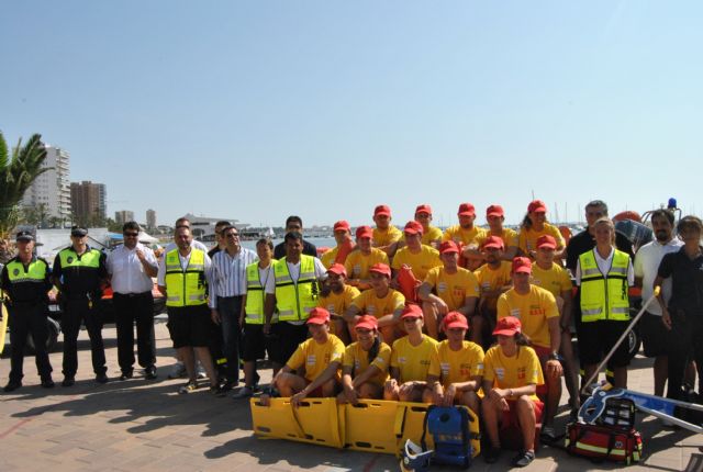 Más de medio centenar de personas velarán por la seguridad y salvamento en playas  durante el verano - 2, Foto 2