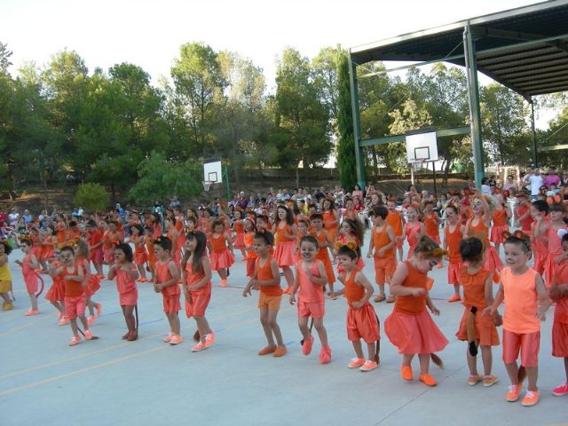 La música une a los alumnos del Colegio Público - 2, Foto 2