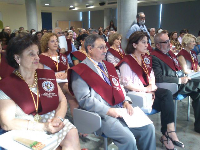 Acto de Imposición de Becas y Diplomas de la Primera Promoción 2009-2013 del Titulo Propio - 1, Foto 1