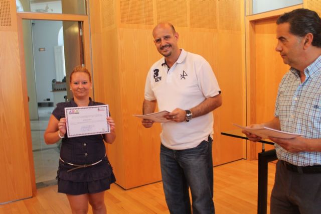 Notable de media para los alumnos del Programa Conecta de la ADLE - 1, Foto 1