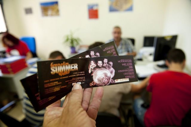 La OMIC registra ya una treintena de reclamaciones por la fiesta de graduación en San Javier - 2, Foto 2