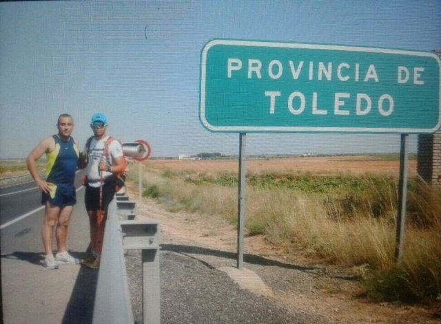 Juan Belda cubre 73 kilómetros en las jornadas de sábado y domingo en su camino a pie hacia la plaza de toros de Las Ventas - 5, Foto 5