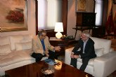 Valcrcel recibe al presidente de Feaps Murcia