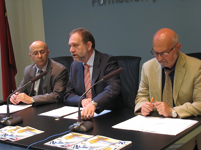 Sotoca destaca un mejor clima de convivencia escolar en la Región y la reducción de las conductas más graves - 1, Foto 1