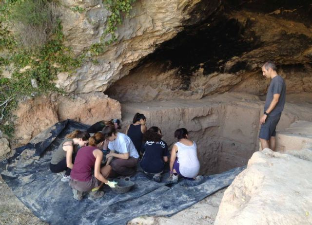 Estudiantes de Europa, Estados Unidos y China participan en la excavación de la Cueva Negra - 1, Foto 1
