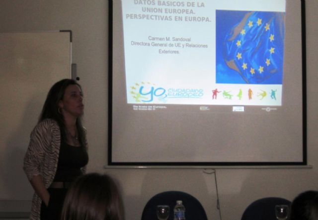 Los alumnos del IES n° 2 torreño conocen un poco más de la Unión Europea - 2, Foto 2