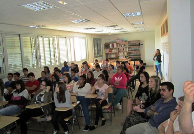 Los alumnos del IES n° 2 torreño conocen un poco más de la Unión Europea - 3, Foto 3