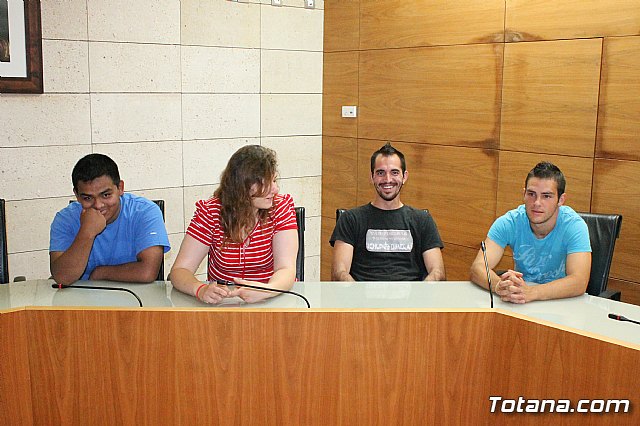 Empresas de Totana firman un convenio con el Ayuntamiento - 4