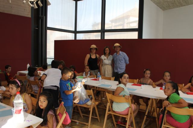 Los niños de los talleres del Museo de Los Baños comienzan a descubrir la historia de nuestro municipio a través de divertidas actividades, Foto 1