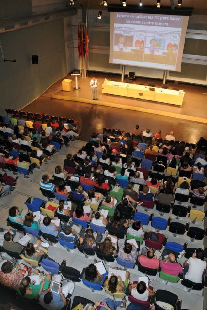 La segunda jornada del congreso de Ucoerm se centra en las buenas prácticas docentes - 3, Foto 3