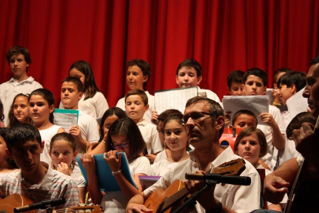 Se clausura el curso 2012/13 de la Escuela Municipal de Música de Totana, Foto 2