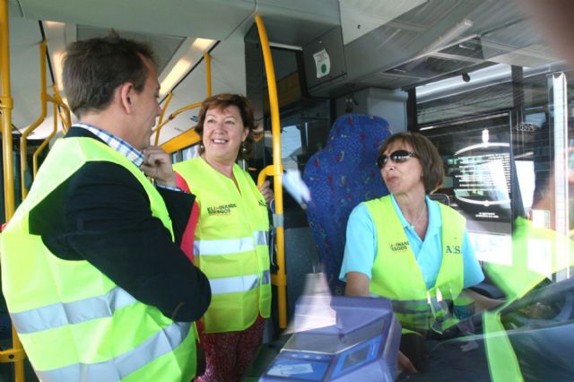 Cuatro nuevo autobuses renuevan las líneas urbanas de Cartagena - 3, Foto 3