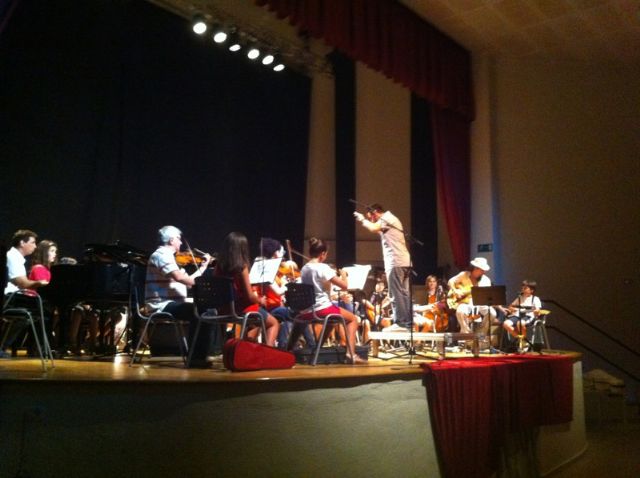 Los alumnos del Curso de Verano del Conservatorio se despidieron ayer con un divertido concierto de clausura - 1, Foto 1