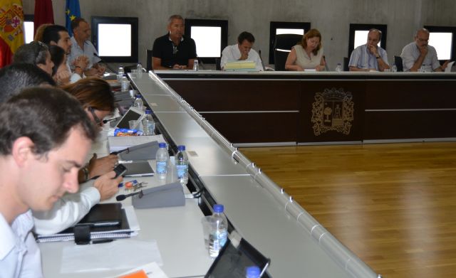 El Pleno aprueba una nueva ordenanza sobre recogida de residuos domésticos y limpieza viaria - 1, Foto 1