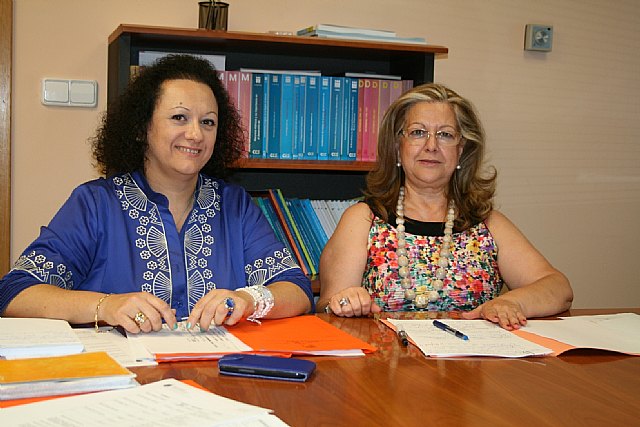 La Comunidad asesora al Ayuntamiento de Lorca en la normativa sobre la reconstrucción de los edificios afectados por los terremotos - 1, Foto 1