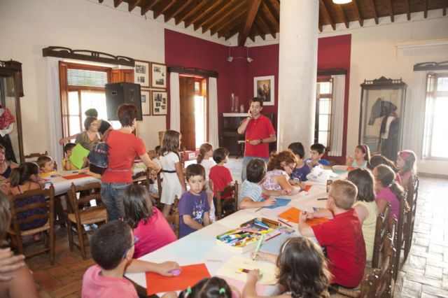 Una veintena de niños dibujó sus instrumentos musicales favoritos en la Casa del Folclore de La Palma - 1, Foto 1