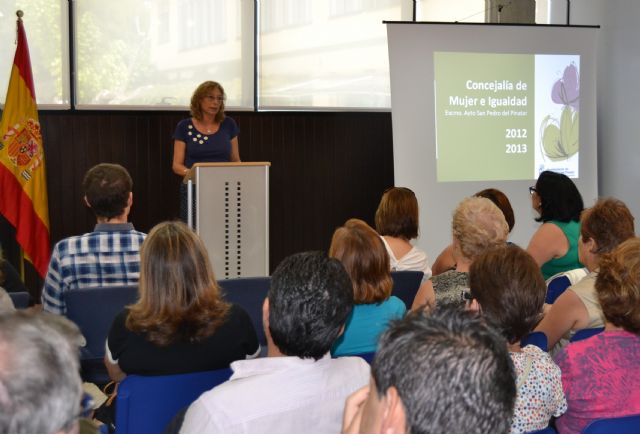 Entre nosotras cierra el curso tras nueve meses de charlas dedicadas a la mujer pinatarense - 2, Foto 2