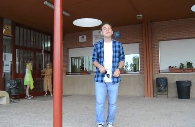 Los alumnos del IES Salvador Sandoval torreño se gradúan a ritmo de lipdub - 2, Foto 2