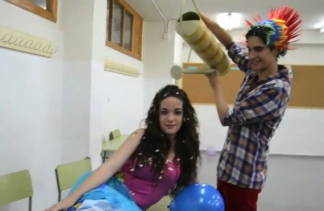 Los alumnos del IES Salvador Sandoval torreño se gradúan a ritmo de lipdub - 3, Foto 3