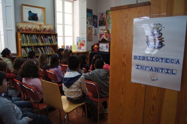 La Sala de Estudio de La Cárcel amplía su horario para adaptarlo a las necesidades y peticiones de los estudiantes durante el verano, Foto 1