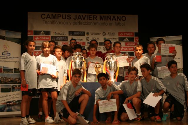 El I Campus de Fútbol 'Javier Miñano' se despide con la mirada puesta en una segunda edición en 2014 - 2, Foto 2