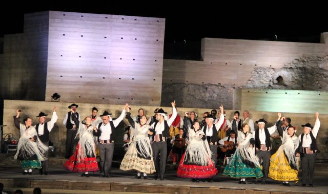 El Festival Nacional de Folklore mostró los bailes típicos de la Región de Murcia y Andalucía en el recinto del Castillo de Nogalte - 3, Foto 3