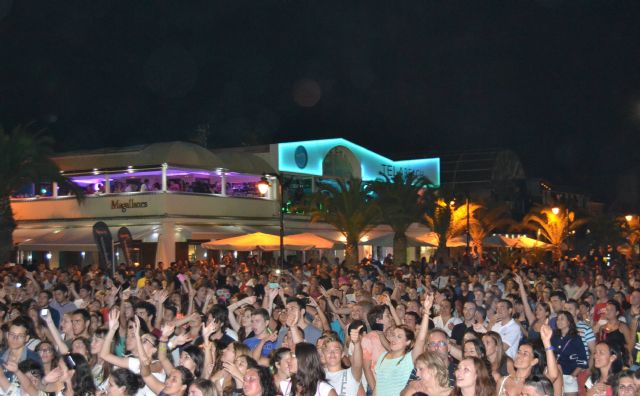 Más de 3.000 personas disfrutaron del directo de Melocos y La Musicalité en La Curva Pop - 2, Foto 2