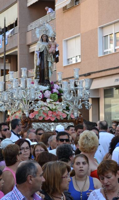 Miles de fieles y pescadores acompañan a la Virgen del Carmen por tierra y mar - 3, Foto 3