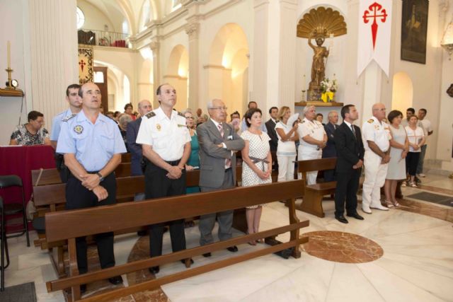 La Virgen del Carmen cumplió con su tradicional procesión marinera - 2, Foto 2