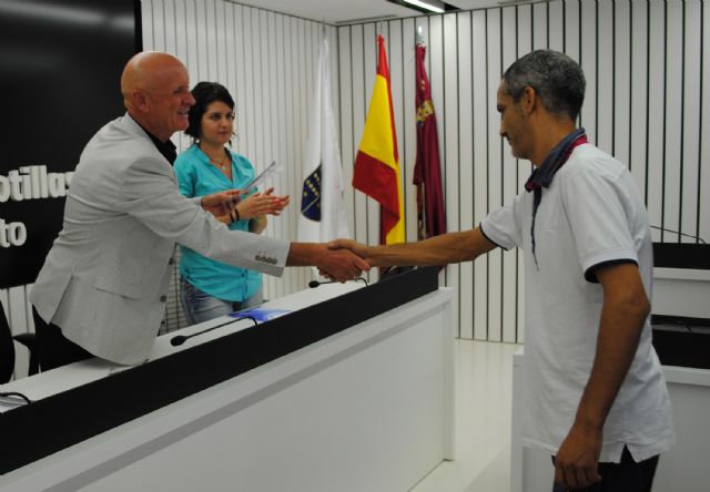 Termina en Las Torres de Cotillas un taller de reparación de calzado del Proyecto Abraham - 3, Foto 3