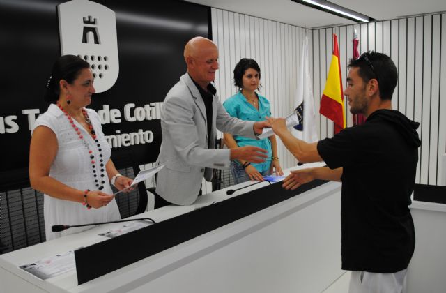 Termina en Las Torres de Cotillas un taller de reparación de calzado del Proyecto Abraham - 4, Foto 4