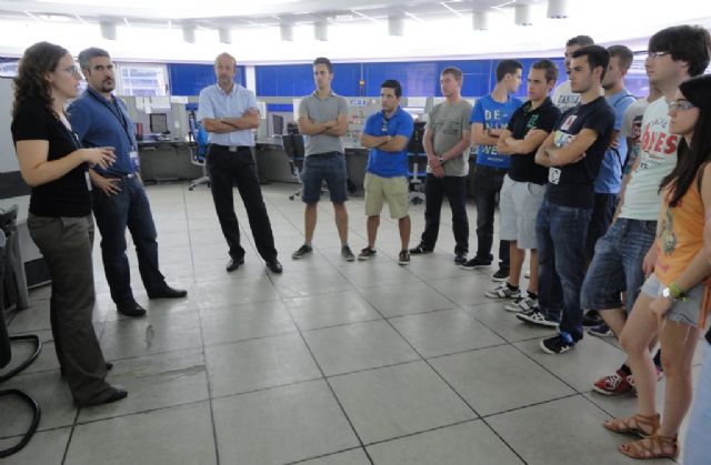 Alumnos de los cursos de verano de la UPCT visitan SABIC - 3, Foto 3