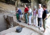 Los restos de fuego utilizados por el hombre primitivo más antiguos de Europa están en la Cueva Negra
