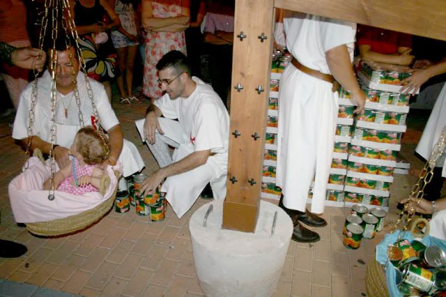 Los vecinos y vecinas de Lorquí celebran su tradicional pesado de niños - 2, Foto 2