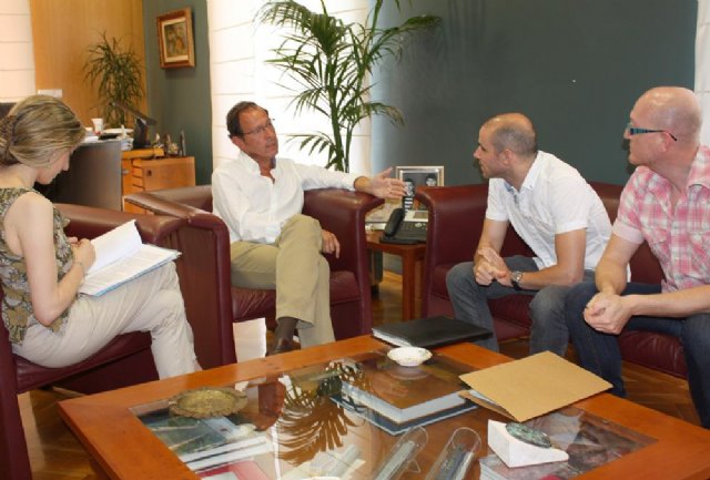 Reunión del “No te prives” con el Alcalde de Murcia, el pasado lunes, Foto 1