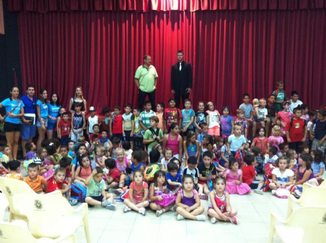 Magia en la Escuela de Verano dedicada al circo - 1, Foto 1