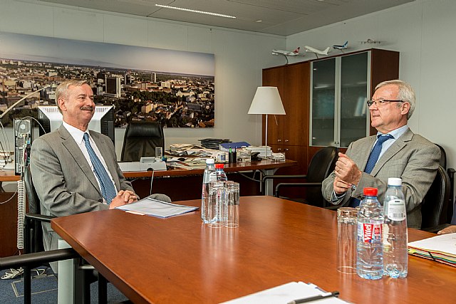 Valcárcel resalta el compromiso y la voluntad política de la UE para que Francia no frene el Corredor Mediterráneo - 2, Foto 2